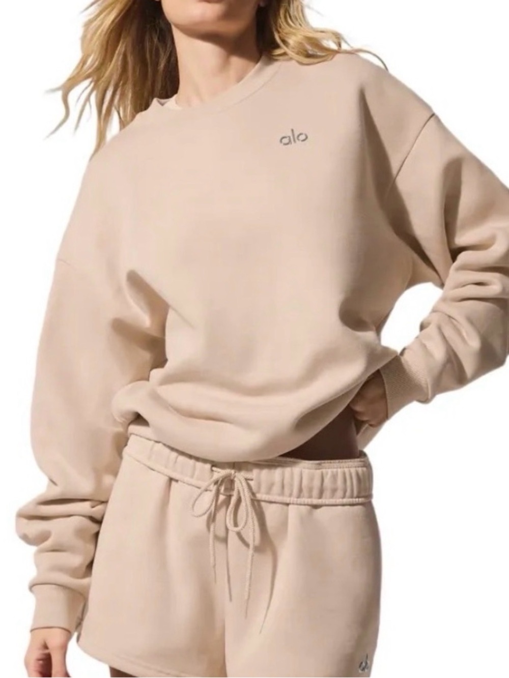 All Accolade Crewneck Macadamia